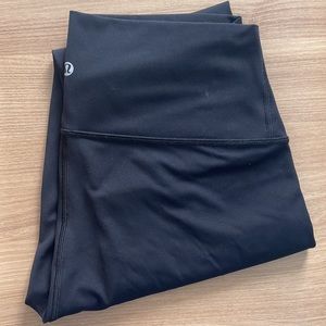 Wunder Under LuluLemon Leggings